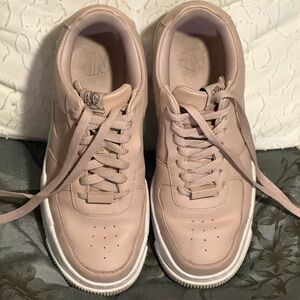 NIKE |  Women's Blush Pink Sneakers